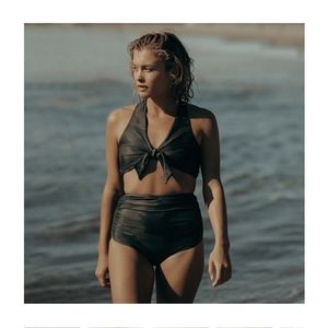 Albion Camo Top Knot NWT Medium - halter style bikini top